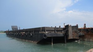 Barges11